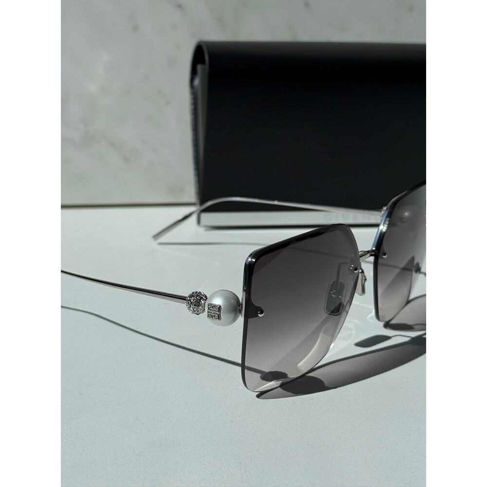 NEW Givenchy GV40110U Pearl Crystal Silver Sunglasses - Picture 2 of 7
